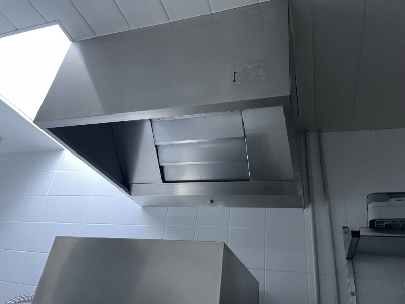 Daugey Pose Sanitaires Pres De Biscarrosse VMC 6