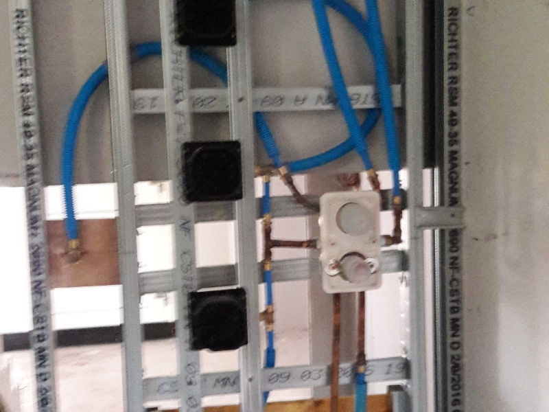 Daugey Pose Sanitaires Pres De Biscarrosse Plombier 5