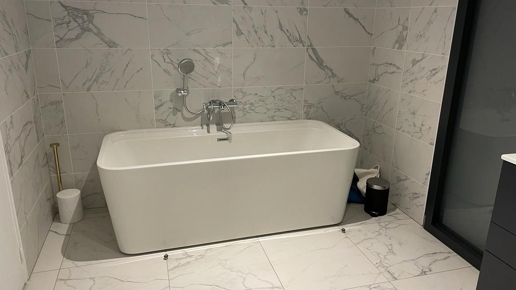 Daugey Pose Sanitaires Pres De Biscarrosse Sanitaire 7